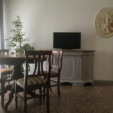 Pacelli 14 Róma