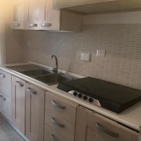 Apartman Pacelli 14 *